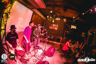 Zom Marie ที่ Begin Bar & Bistro — photo 103