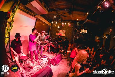 Zom Marie ที่ Begin Bar & Bistro — photo 105