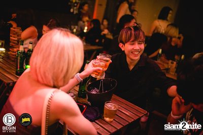 Zom Marie ที่ Begin Bar & Bistro — photo 107