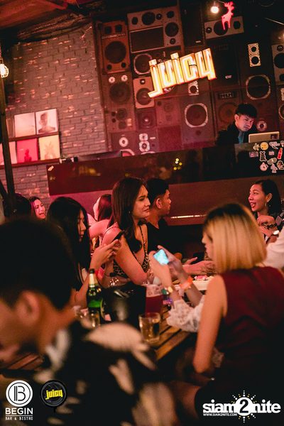 Zom Marie ที่ Begin Bar & Bistro — photo 113