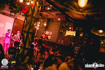 Zom Marie ที่ Begin Bar & Bistro — photo 115