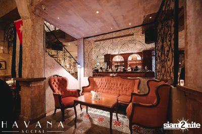 คืนวันศุกร์ ที่ Havana Social — photo 13