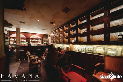 คืนวันศุกร์ ที่ Havana Social — photo 18