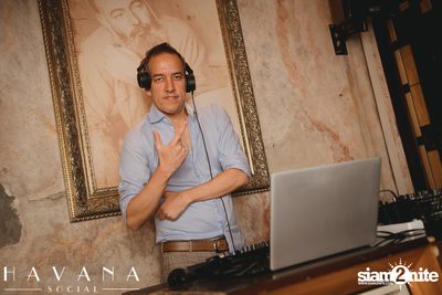 คืนวันศุกร์ ที่ Havana Social — photo 34