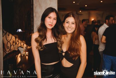 คืนวันศุกร์ ที่ Havana Social — photo 36