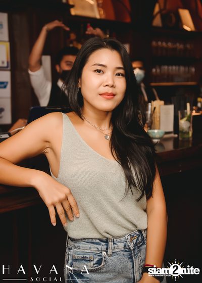 คืนวันศุกร์ ที่ Havana Social — photo 43