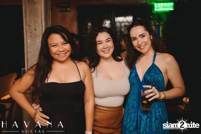 คืนวันศุกร์ ที่ Havana Social — photo 59