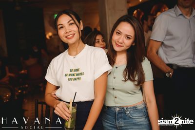 คืนวันศุกร์ ที่ Havana Social — photo 73