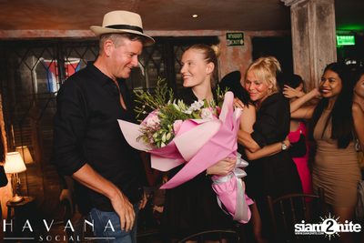 คืนวันศุกร์ ที่ Havana Social — photo 85