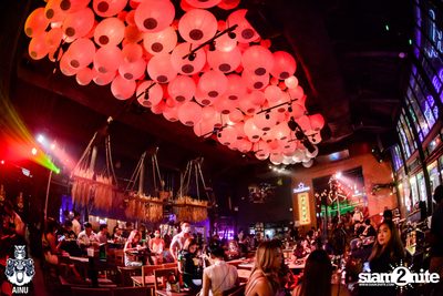 Burin Boonvisut at AINU Bar — photo 2