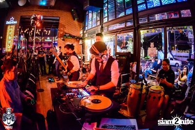 Burin Boonvisut at AINU Bar — photo 46