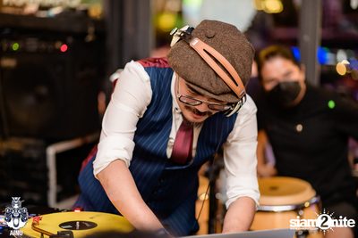 Burin Boonvisut at AINU Bar — photo 50