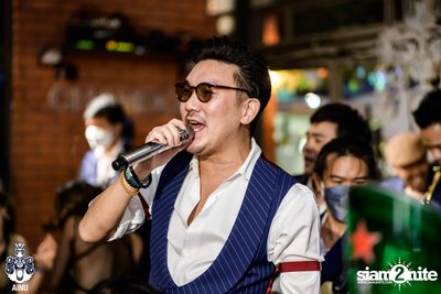 Burin Boonvisut at AINU Bar — photo 67