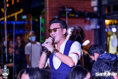 Burin Boonvisut at AINU Bar — photo 82