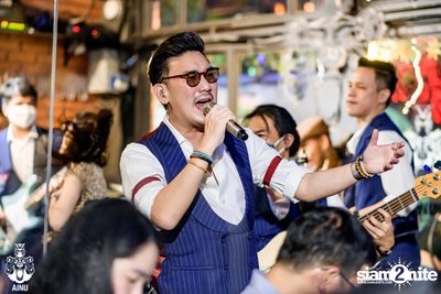 Burin Boonvisut at AINU Bar — photo 88