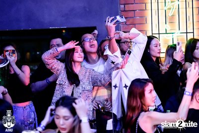 Burin Boonvisut at AINU Bar — photo 93