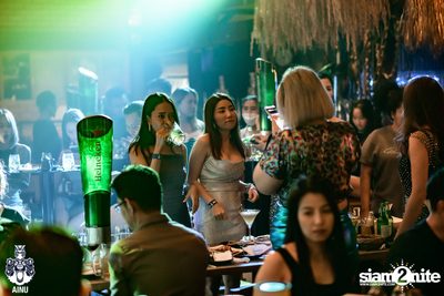 Burin Boonvisut at AINU Bar — photo 164