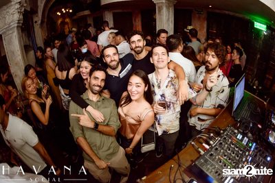 Guest Shift Feat. Desiree Jane Silva ที่ Havana Social — photo 93