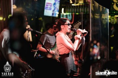 Bowkylion at Yak Bar — photo 20