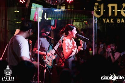 Bowkylion at Yak Bar — photo 54