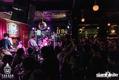 Bowkylion at Yak Bar — photo 55