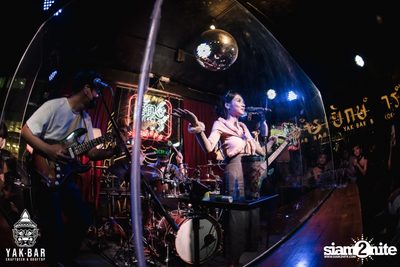 Bowkylion at Yak Bar — photo 84