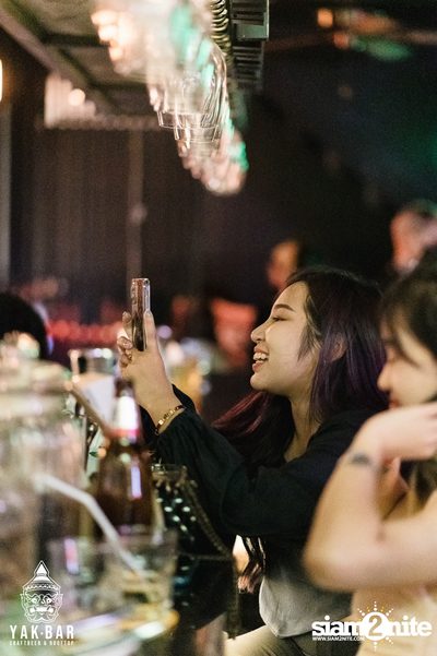 Bowkylion at Yak Bar — photo 102