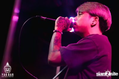 Bowkylion at Yak Bar — photo 109