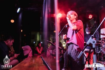 Bowkylion at Yak Bar — photo 114