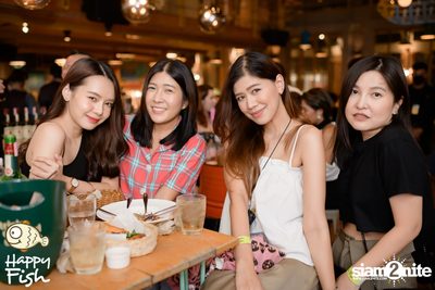 Bowkylion ที่ Happy Fish Asiatique — photo 16