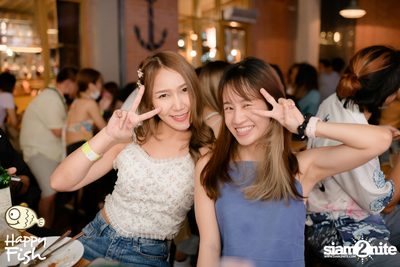 Bowkylion ที่ Happy Fish Asiatique — photo 22