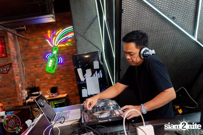 Thursday Night ที่ Hee Men Pyo — photo 9
