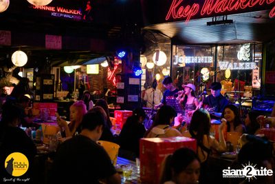 Slapkiss Concert at Fullmoon Terrace — photo 10