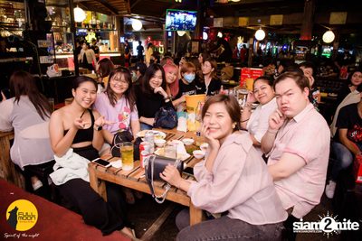 Slapkiss Concert at Fullmoon Terrace — photo 23