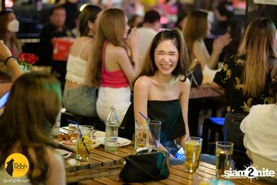 Slapkiss Concert at Fullmoon Terrace — photo 68