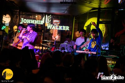 Slapkiss Concert at Fullmoon Terrace — photo 100