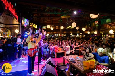 Slapkiss Concert at Fullmoon Terrace — photo 112