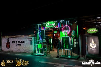 Duang Dao Diew Dai at Skip Bar & Bistro — photo 2