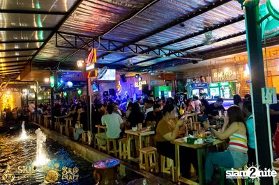 Duang Dao Diew Dai at Skip Bar & Bistro — photo 15