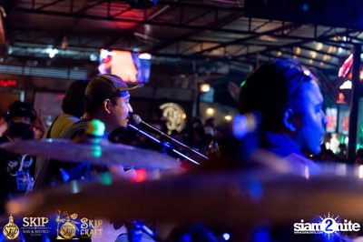 Duang Dao Diew Dai at Skip Bar & Bistro — photo 38