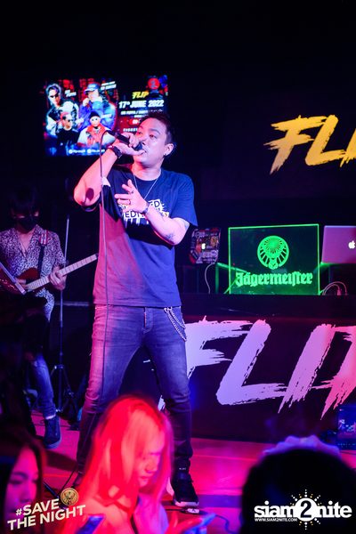 Som Patchara & SmerbSri at Flip Rangsit — photo 11