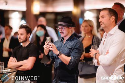Coinweb at Baan Dusit Thani — photo 61