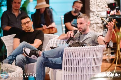 Coinweb at Baan Dusit Thani — photo 110