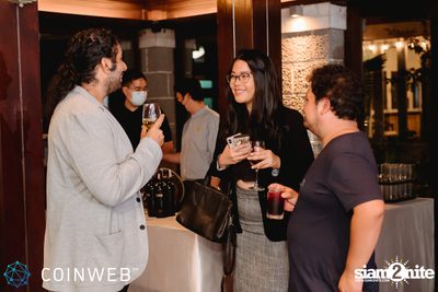Coinweb at Baan Dusit Thani — photo 169