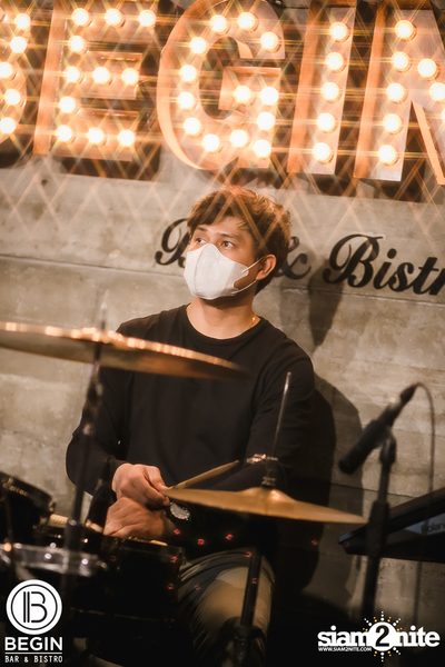 Bowkylion ที่ Begin Bar — photo 12