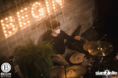 Bowkylion ที่ Begin Bar — photo 48