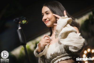 Bowkylion ที่ Begin Bar — photo 63