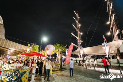 Lipta ที่ Happy Fish Asiatique — photo 3