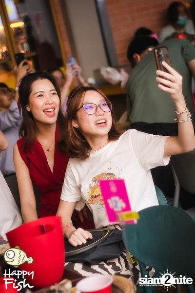 Lipta ที่ Happy Fish Asiatique — photo 101