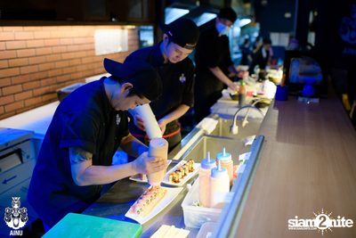 J-Jetrin at AINU Bar — photo 11